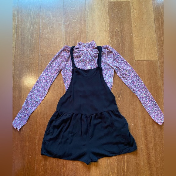 Brandy Melville Pants - Vintage Brandy Melville romper play suit . Xs-s black . Excellent condition